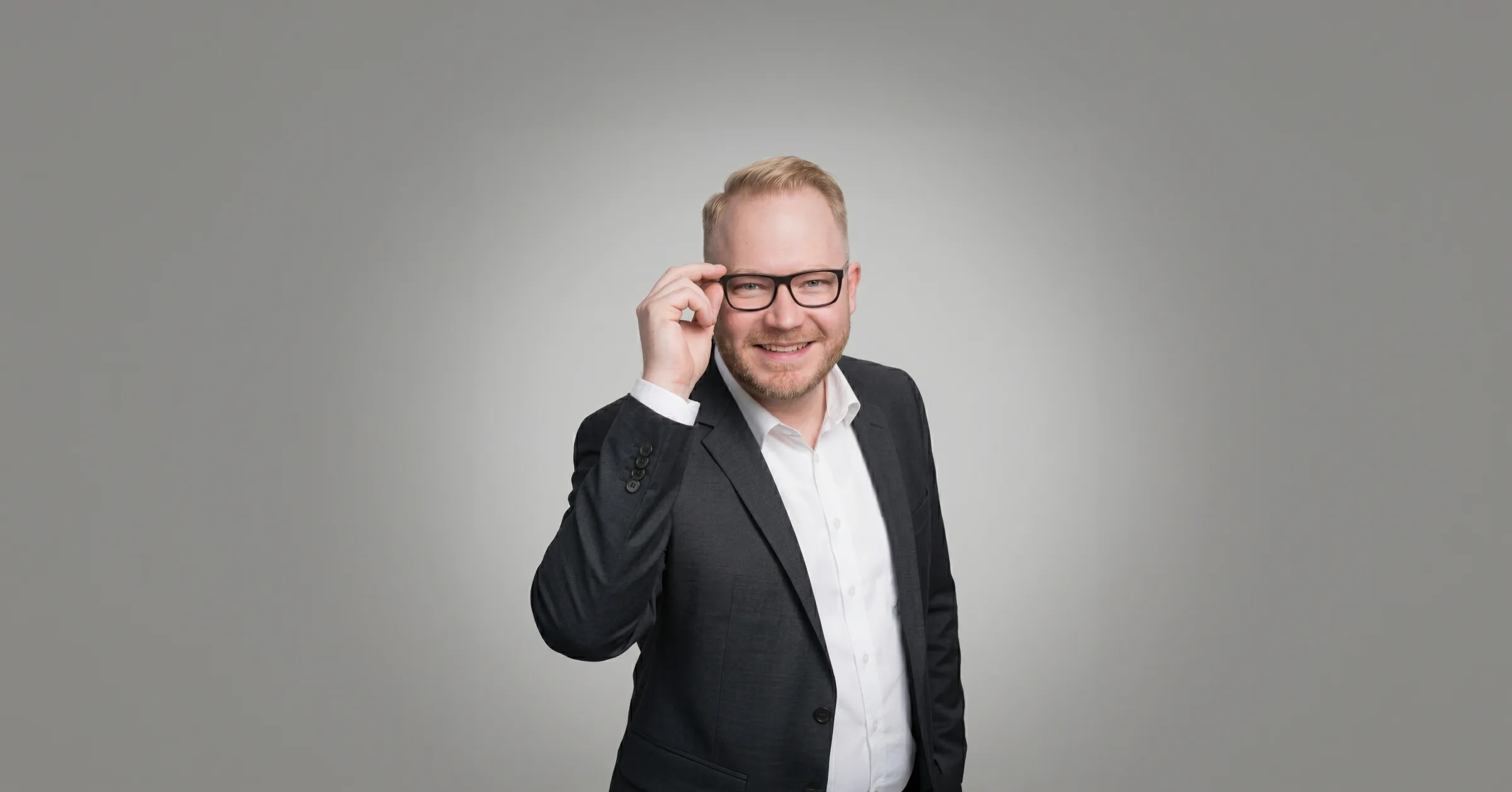Industriemontage bei Riwo Systems